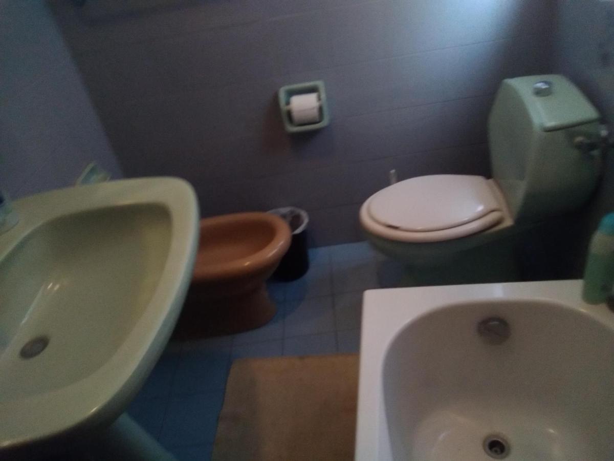 Room In Guest Room - Single Room With Shared Bathroom Taormina Bagian luar foto